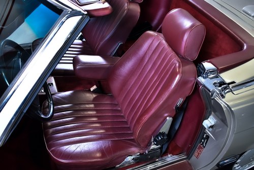 1986 Mercedes-Benz R107 560SL Convertible 5,6L V8 En venta (imagen 49 de 112)