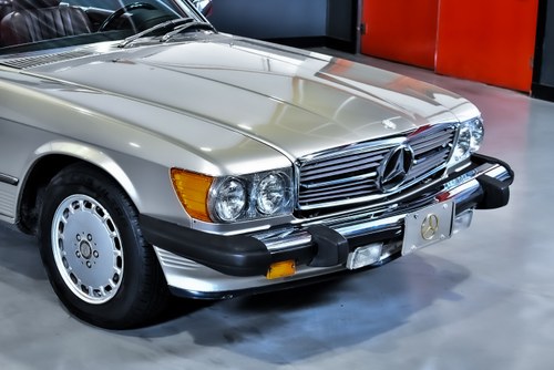1986 Mercedes-Benz R107 560SL Convertible 5,6L V8 En venta (imagen 71 de 112)