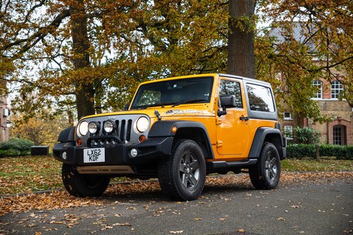 2012 Jeep Wrangler JK 3.6 V6 Mountain à venda (imagem 17 de 158)
