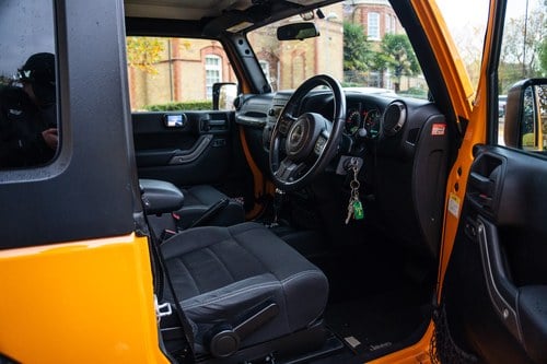 2012 Jeep Wrangler JK 3.6 V6 Mountain à venda (imagem 3 de 158)