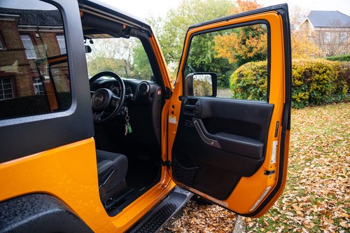 2012 Jeep Wrangler JK 3.6 V6 Mountain à venda (imagem 26 de 158)