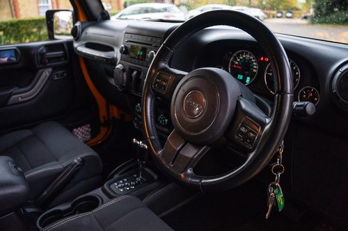 2012 Jeep Wrangler JK 3.6 V6 Mountain à venda (imagem 30 de 158)