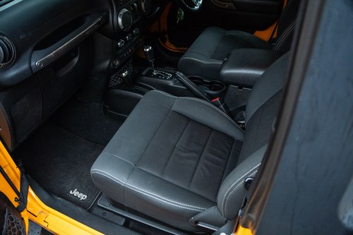 2012 Jeep Wrangler JK 3.6 V6 Mountain à venda (imagem 64 de 158)