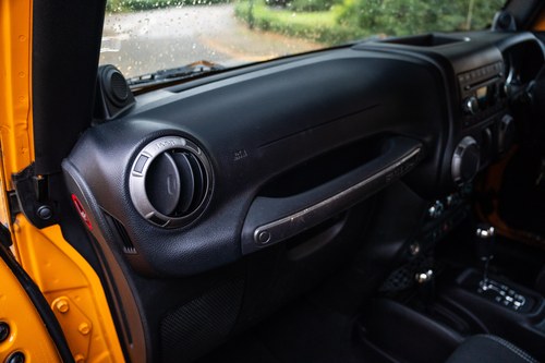 2012 Jeep Wrangler JK 3.6 V6 Mountain à venda (imagem 65 de 158)