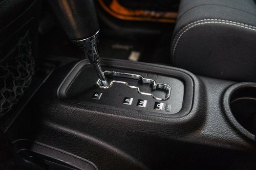 2012 Jeep Wrangler JK 3.6 V6 Mountain à venda (imagem 74 de 158)