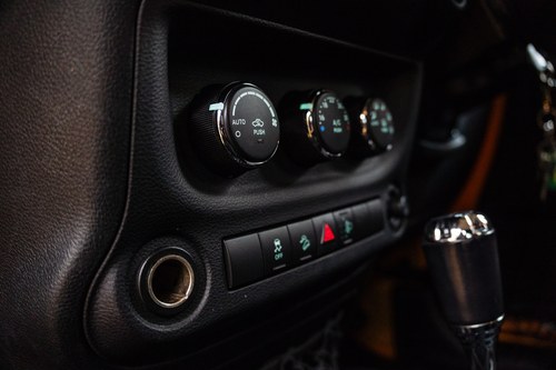 2012 Jeep Wrangler JK 3.6 V6 Mountain à venda (imagem 75 de 158)