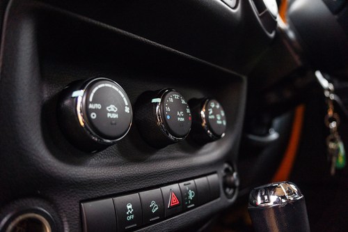 2012 Jeep Wrangler JK 3.6 V6 Mountain à venda (imagem 77 de 158)