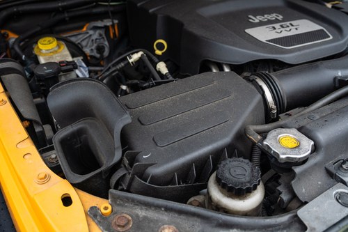 2012 Jeep Wrangler JK 3.6 V6 Mountain à venda (imagem 147 de 158)