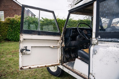 1981 Land Rover Series III 109" V8 Safari Station Wagon à venda (imagem 26 de 194)