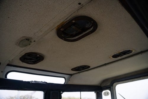 1981 Land Rover Series III 109" V8 Safari Station Wagon à venda (imagem 37 de 194)