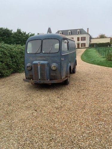 1960 PEUGEOT D4 B A vendre