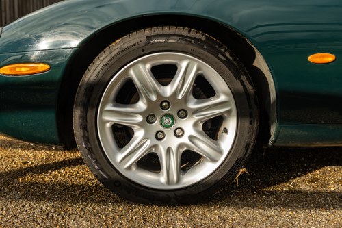 1996 Jaguar XK8 (X100) For Sale (picture 36 of 251)