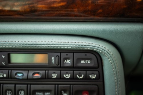 1996 Jaguar XK8 (X100) For Sale (picture 88 of 251)