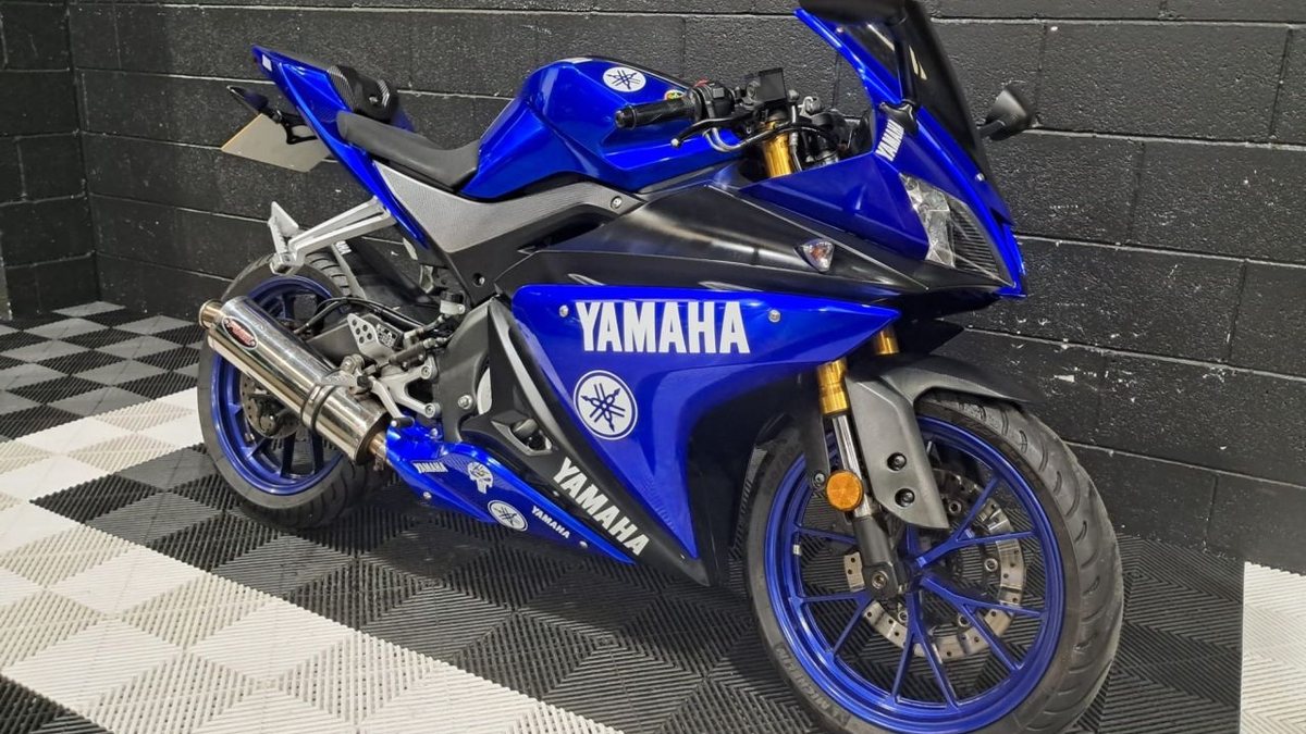 2018 Yamaha YZF R125 Blue Manual, 6 speed Right Hand Drive in United ...
