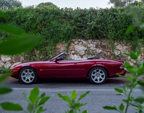1997 Jaguar X100 XK8 Convertible In vendita (immagine 5 di 120)