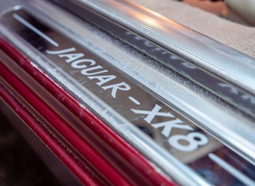 1997 Jaguar X100 XK8 Convertible In vendita (immagine 28 di 120)