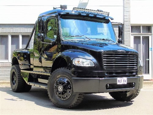 2007 Freightliner M2 BUSINESS CLASS CAB PICK UP, 7.2 LITRE. 2WD SOLD