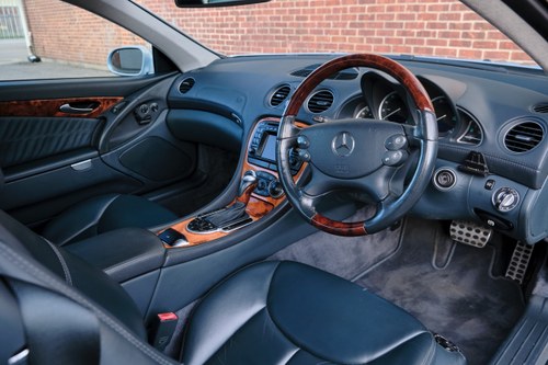 2003 Mercedes-Benz SL600 (R230) En venta (imagen 32 de 368)