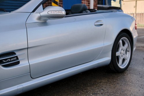 2003 Mercedes-Benz SL600 (R230) En venta (imagen 156 de 368)