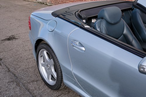 2003 Mercedes-Benz SL600 (R230) En venta (imagen 213 de 368)