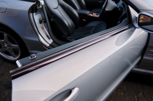 2003 Mercedes-Benz SL600 (R230) En venta (imagen 113 de 368)