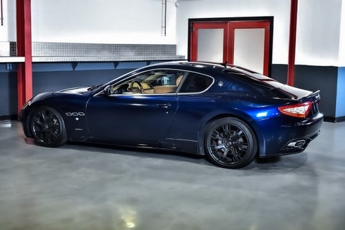 2011 Maserati GranTurismo S Coupe 4,7L V8 à venda (imagem 15 de 65)