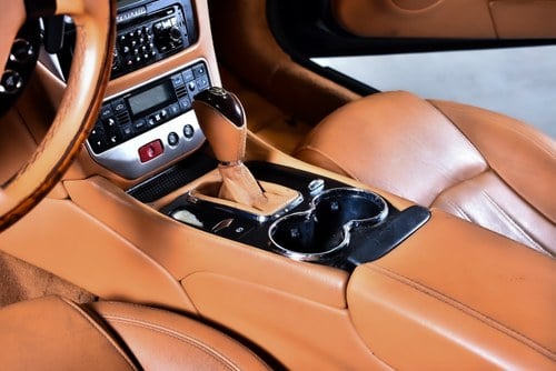 2011 Maserati GranTurismo S Coupe 4,7L V8 à venda (imagem 24 de 65)