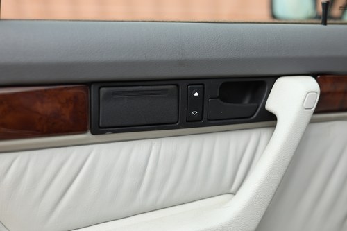 1995 BMW 530i Touring (E34) Te koop (foto 83 van 351)