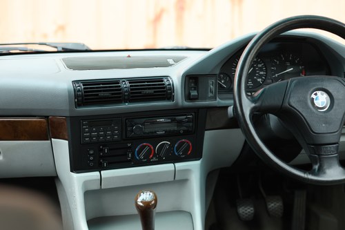 1995 BMW 530i Touring (E34) Te koop (foto 99 van 351)