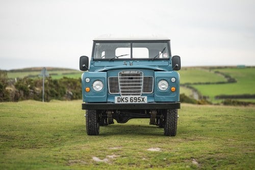 1983 Land Rover Series III 88" à vendre (picture 3 of 114)