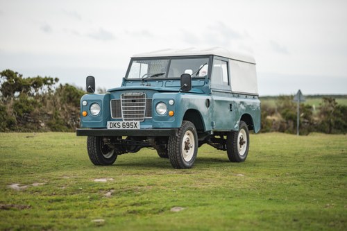 1983 Land Rover Series III 88" à vendre (picture 4 of 114)