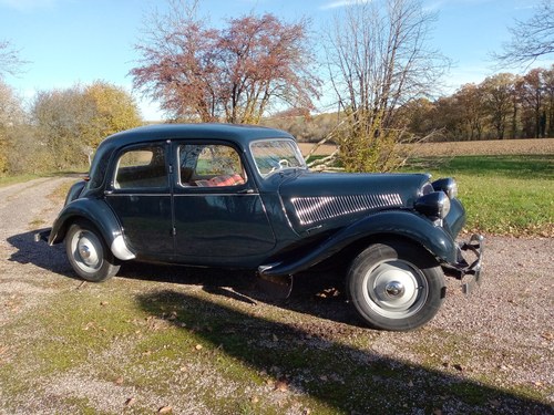 1957 Citroën Traction Avant 11 BL Te koop (foto 10 van 35)