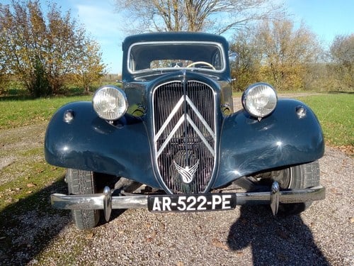1957 Citroën Traction Avant 11 BL Te koop (foto 11 van 35)