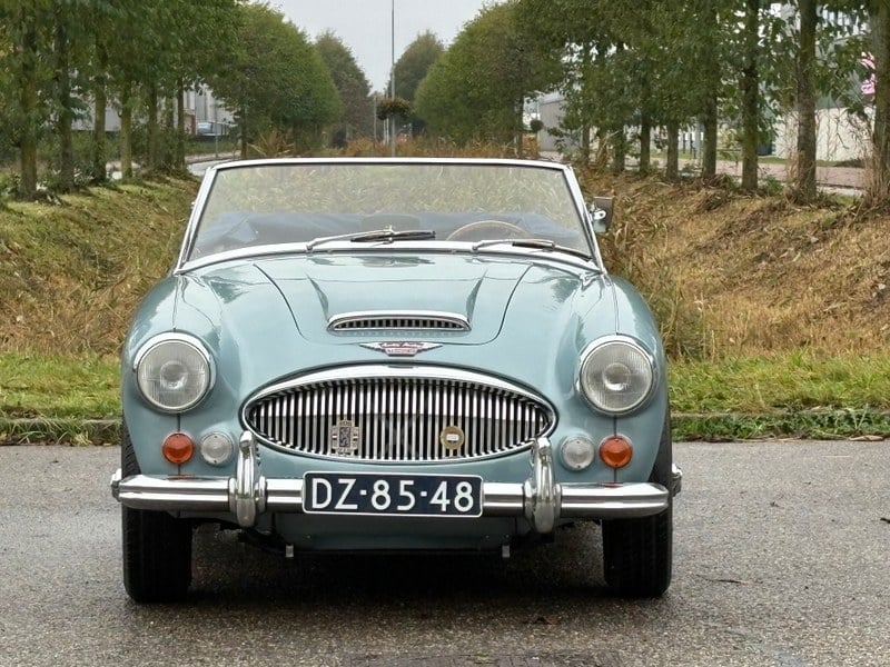 1966 Austin-Healey 3000 - 2 1966 Austin-Healey 3000 - 2