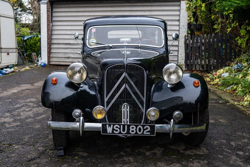 1955 Citroën Traction Avant Commerciale Te koop (foto 2 van 122)