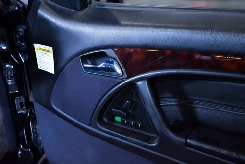 2000 Mercedes-Benz R129 SL500 Convertible 5,0L V8 zum Verkauf (Bild 47 von 110)