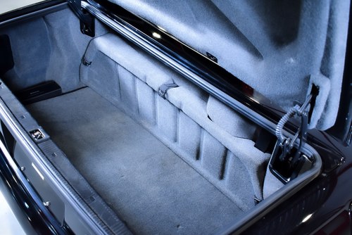 2000 Mercedes-Benz R129 SL500 Convertible 5,0L V8 zum Verkauf (Bild 61 von 110)