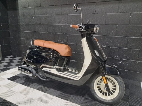 2026 ROYAL ALLOY GT2 125 ELEGANCE DELIVERY NATIONWIDE - FINA À venda