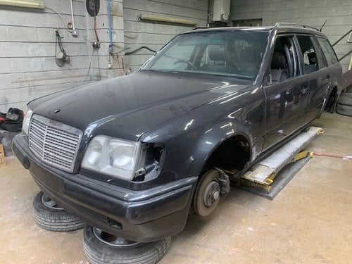 1996 Mercedes-Benz W124 E36 AMG Estate zum Verkauf (Bild 202 von 222)