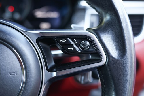 2014 Porsche Macan Turbo à venda (imagem 49 de 318)