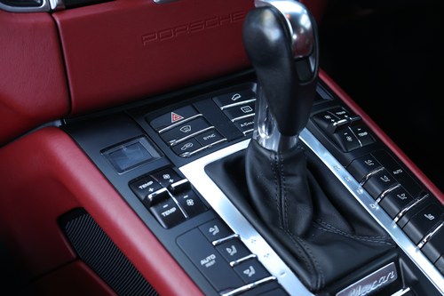 2014 Porsche Macan Turbo à venda (imagem 79 de 318)