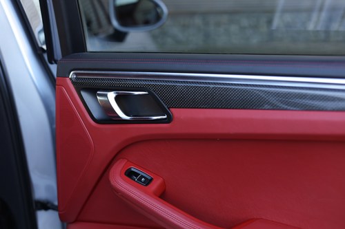 2014 Porsche Macan Turbo à venda (imagem 115 de 318)