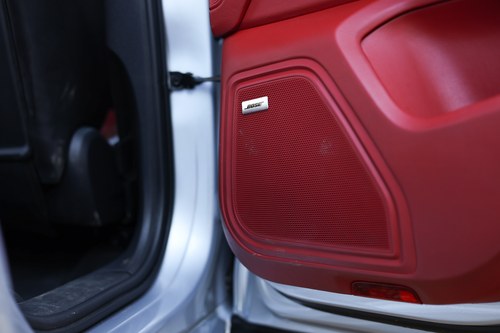 2014 Porsche Macan Turbo à venda (imagem 117 de 318)