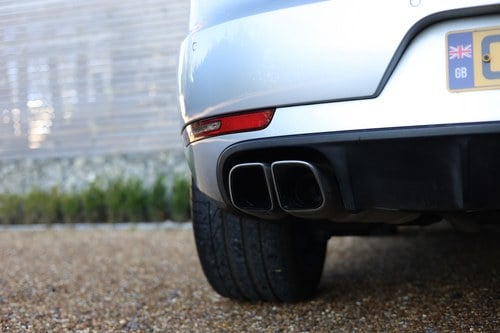 2014 Porsche Macan Turbo à venda (imagem 194 de 318)
