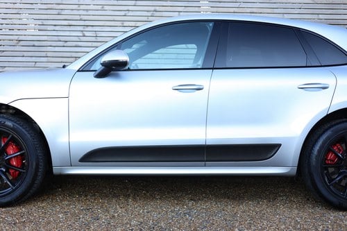 2014 Porsche Macan Turbo à venda (imagem 237 de 318)