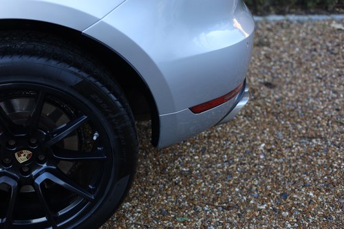 2014 Porsche Macan Turbo à venda (imagem 252 de 318)