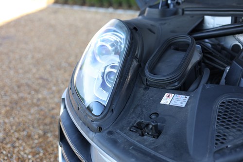 2014 Porsche Macan Turbo à venda (imagem 268 de 318)