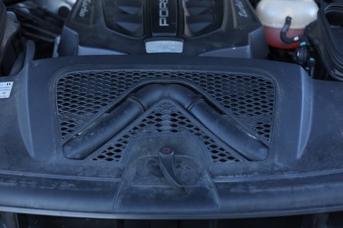 2014 Porsche Macan Turbo à venda (imagem 270 de 318)