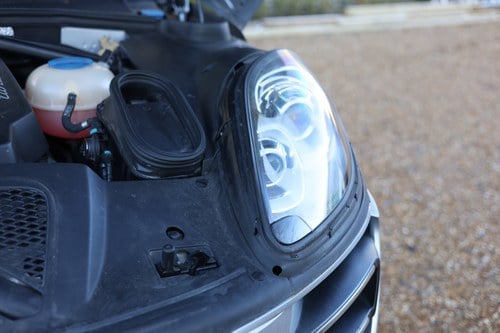 2014 Porsche Macan Turbo à venda (imagem 272 de 318)