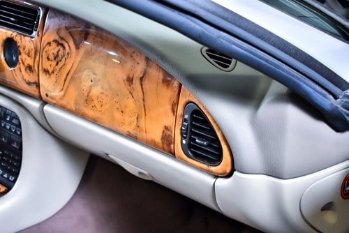 2002 Jaguar XK8 Convertible 4,0L V8 à vendre (picture 58 of 102)